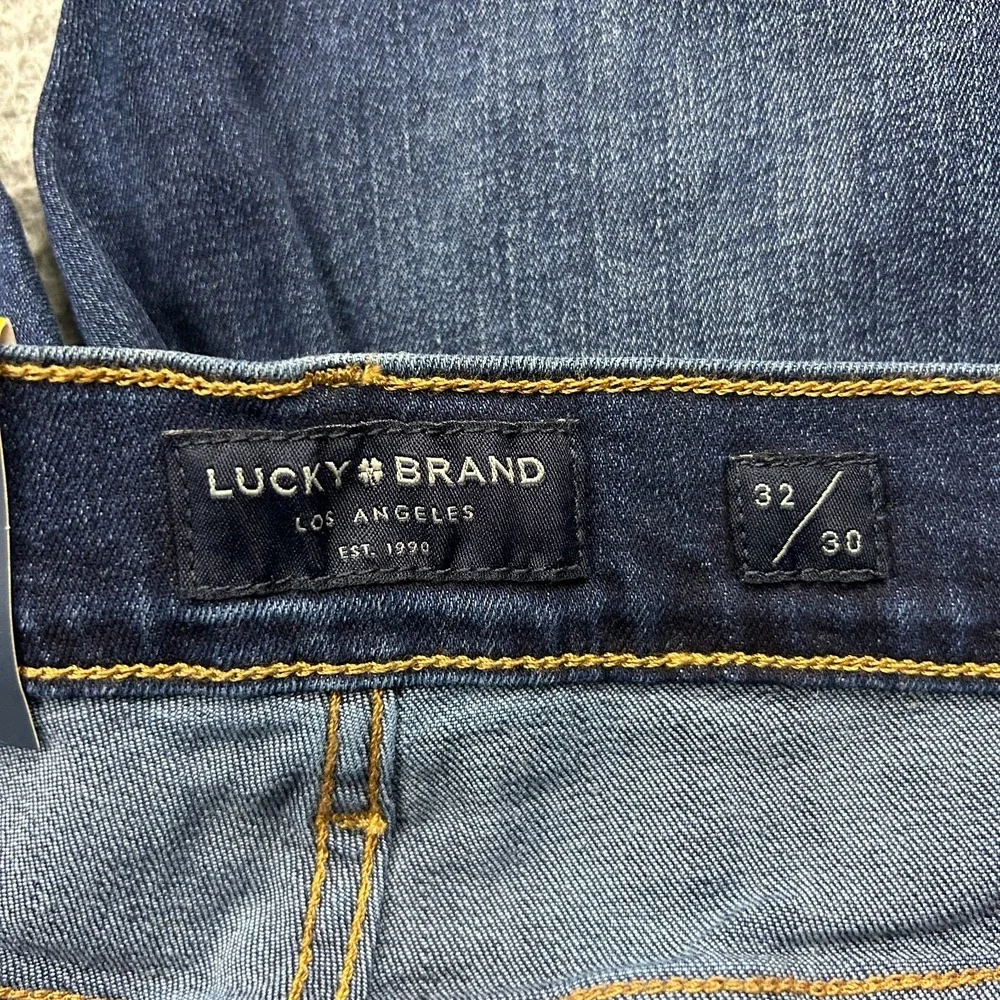 New Lucky Brand Jeans Mens 32x30 Blue 410 Athletic Straight Casual Denim